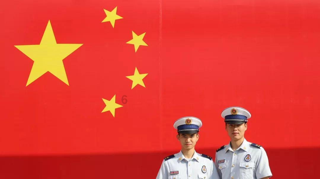 记者谈国足首发:这是要玩命攻啊